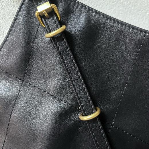 CHANEL香奈儿 25S 菱格纹设计皮穿链肩带 小牛皮 单肩包 女款 黑色（HH） 商品图3