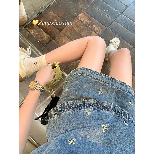 <曾小咸推荐>现货秒杀！最后一波 ！法式蝴蝶结刺绣牛仔背心半身裙两件套 日常319.99 立减180 秒杀139.99！ 商品图1