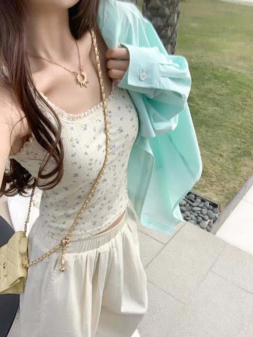 <曾小咸推荐>翻领衬衫 日常159.99/件 立减70 秒杀89.99/件！！碎花背心 日常89.99/件 立减50 秒杀39.99/件！！ 商品图5