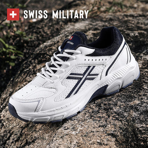 疯抢中！！建议拍大一码【SWISS MILITARY瑞士军工】户外运动休闲情侣鞋 透气舒适 耐磨防滑 时尚百搭 商品图1