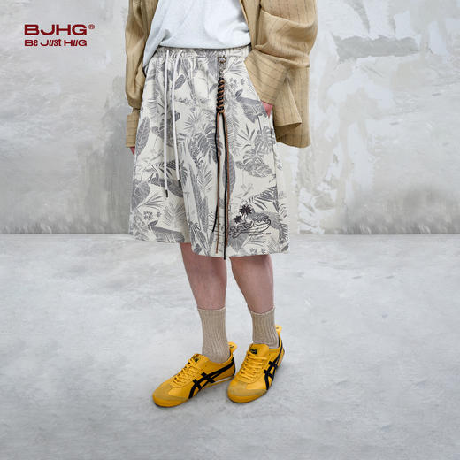 BJHG不计后果休闲短裤男款夏季2025新款仿麂皮绒慵懒度假风五分裤 商品图3