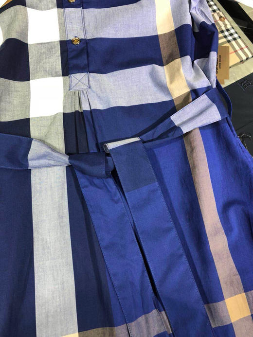 BBR经典款女款衬衫裙。 红格。 蓝格。 驼色。 自己备注号码颜色。 商品图7