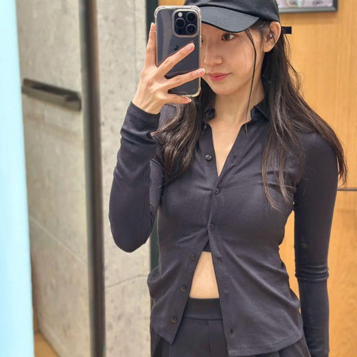 洛诗琳22023气质纯色翻领衬衫2025新款莫代尔修身显瘦上衣0109 商品图3