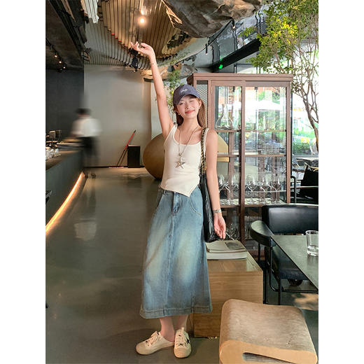 <曾小咸推荐>休闲蓝色高腰A字牛仔半身裙 商品图1