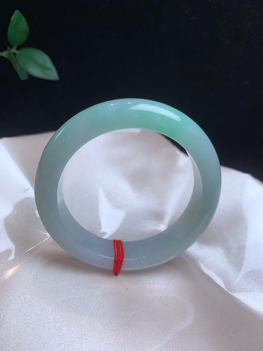 612725，55.8果绿底色手镯、甜果绿色，润润的 清新细腻 商品图1