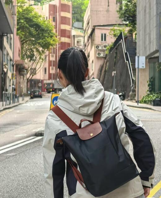 新款通勤出游必备男女同款龙翔双肩包 商品图6