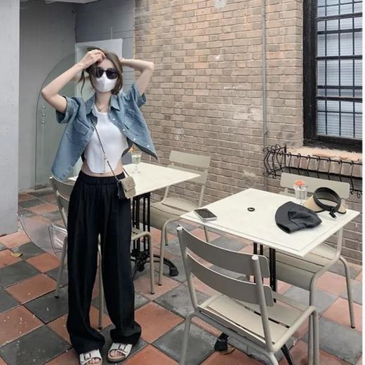 🥰【醋酸绒裤】高品质货‼轻薄丝滑👉 炎炎夏日的救星💥显瘦+遮肉+显腿直舒适修饰腿型不挑人❤️轻松拿捏慵懒随性feel～ ✅表面是肌理感的✨ 像麂皮绒一样的手感 商品图3