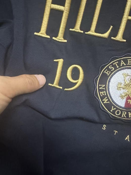 原单正品 Tommy Hilfiger/汤米男装 2025新款夏季男士短袖t恤圆领纯棉半袖金线刺绣休闲打底衫
公司渠道货源，专柜同步在售
尺码M L XL 商品图10