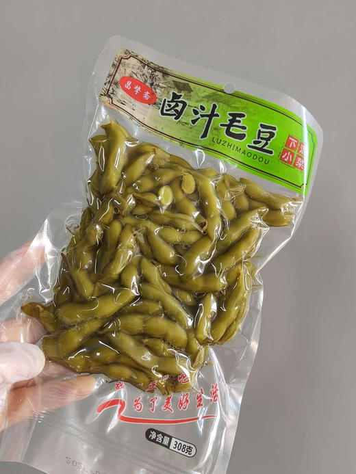 卤汁花生🥜🥜终于到货啦[哇][哇]，最好的下酒小菜，作为零食也是佳选，卤味浓厚，单独吃也不咸，吃起来不软
卤汁花生🥜一袋408克，保质期6个月，最新日期！一组两袋 商品图1