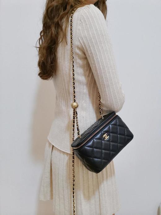 香奈儿小金球长盒子化妆包（UB*MDL） 商品图3