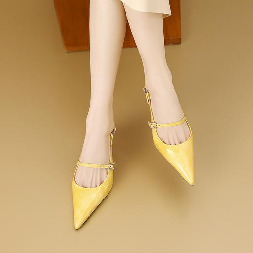 【预售7天】法式包头一字带凉鞋女夏季新款真皮百搭粗跟后空仙女风高跟鞋CX&CX3696-1 商品图3