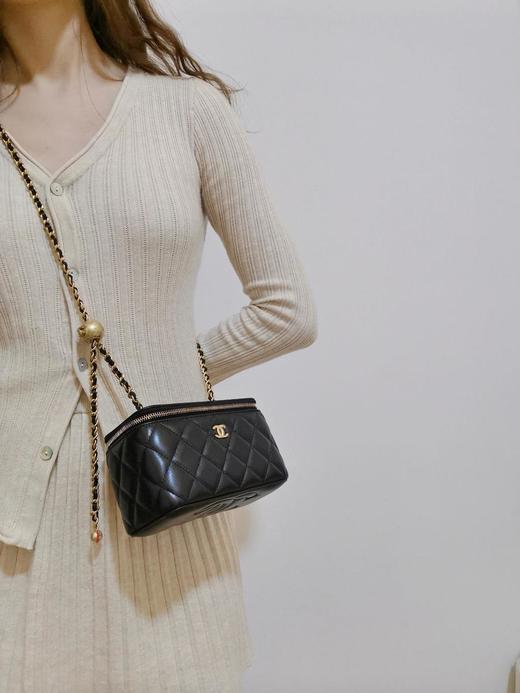 香奈儿小金球长盒子化妆包（UB*MDL） 商品图5