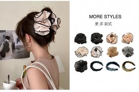 🎀【XINSHE心奢饰春夏法式“波点”发箍、发圈、抓夹】来啦！！💥足足好几款，发夹、发圈、发箍全都有！ 👏修饰发型头型，还拿捏了各种风格，不会太素也不会太花哨☺️可以很女人，可以甜，可以冷！