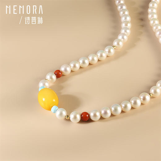 【新品首发】蜜蜡珍珠项链 黄色18K金珍珠项链女士礼物MEMORA诗普琳ZN216601 商品图3