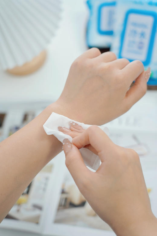 9包💰29.9❗1秒炸裂天灵盖❗⁣【⁤魔法奇缘·清凉提神醒脑湿巾】这片湿纸巾比咖啡提神几十倍，轻轻一擦，让你瞬间打鸡血 商品图3