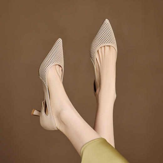 【预售5天】春夏季新款高跟鞋包头凉鞋女配裙子透气镂空法式软皮尖头单鞋JLY&18-636 商品图2