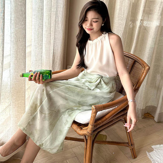 洛诗琳35607气质印花真丝半身裙2025夏季新款纽结水雾印花裙0657 商品图3