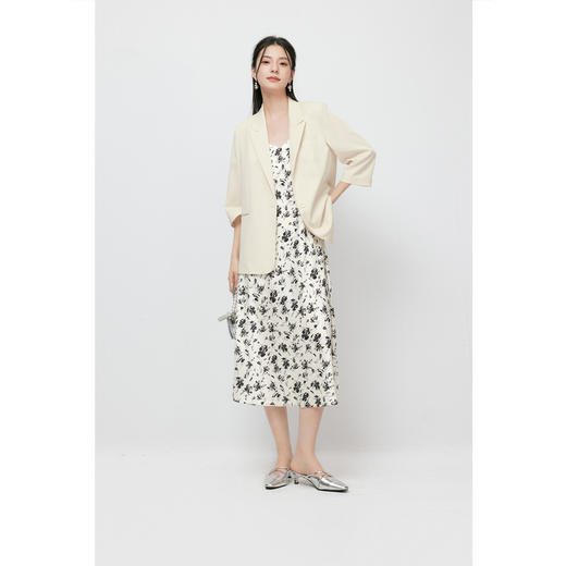 【商场同款】诗凡黎白色职业感西装2025春新款气质外套3F4510611 商品图1