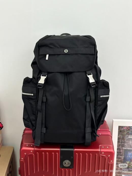 【五一出游必备】新款时尚百搭小众双肩运动休闲大容量25L背包登山包 商品图2