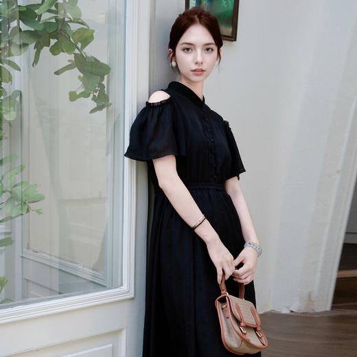 谜底露肩连衣裙短袖2025夏新款甜美清新出游长裙大摆裙256ML6268 商品图1