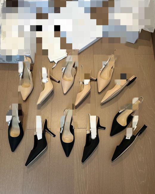 421-1免带  雕小猫跟单鞋 知性优雅 藏不住甜酷辣拽 合时宜 有腔调 商品图1