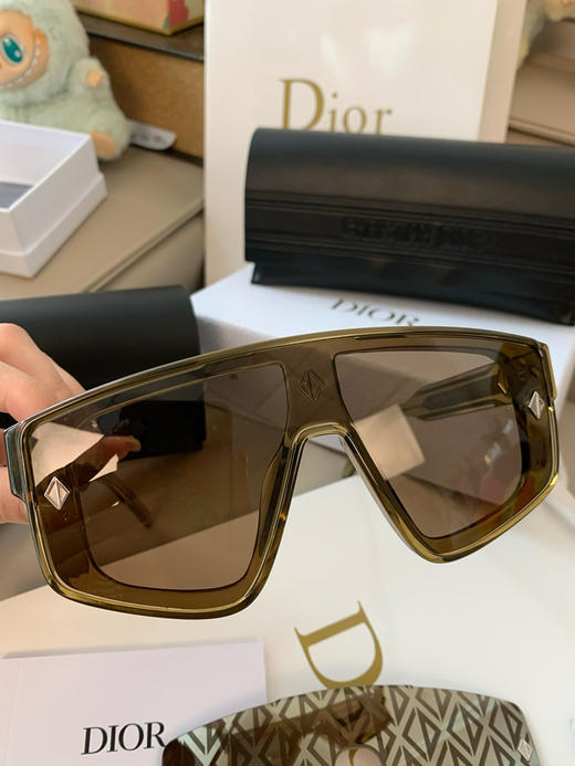 Dior迪奥双层镜片太阳镜。茶色。灰黑色。自己备注颜色。 商品图3