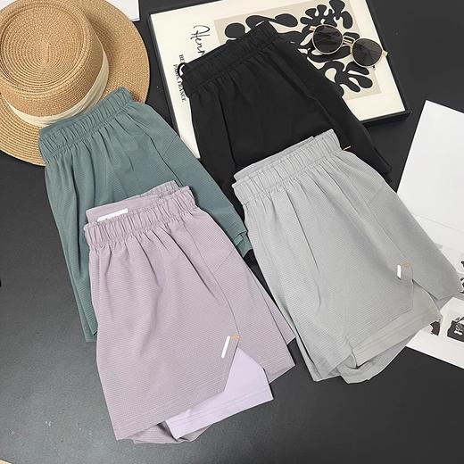 干练洒脱!2025户外二合一假两件防走光速干透气瑜伽运动跑步短裤女夏款！ 商品图1