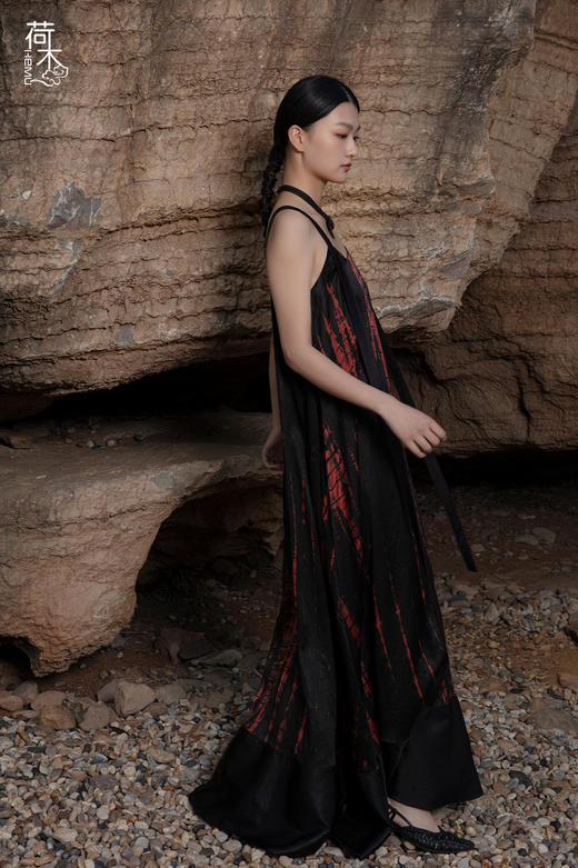 荷木HEMU丨朱栏·吊带连衣裙 商品图4