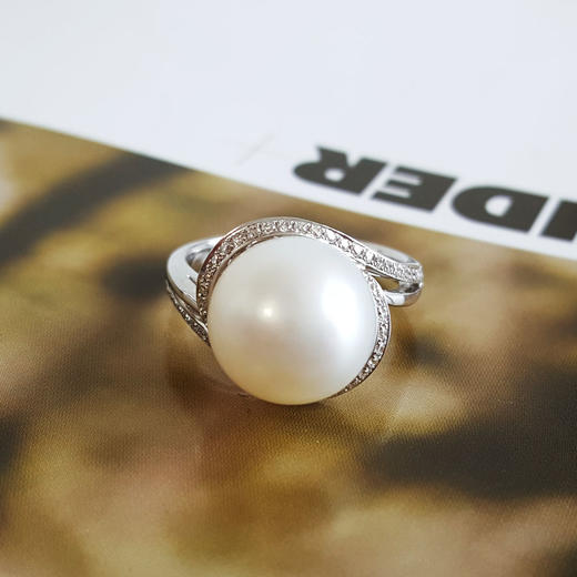 【天然正品】AU750白金豪镶钻镶天然近完美约11.3MM澳白海水珍珠戒指女士现售价：3480！180425NJM11 商品图5