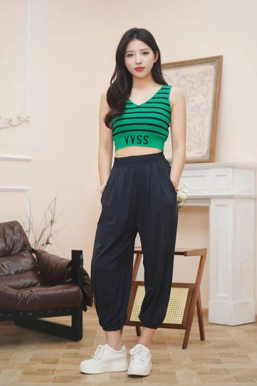 S6M4【积分兑换】臣禾条纹控针织背心K222052102【66.5%粘纤33.5%锦纶】 商品图1