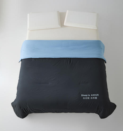 新款深睡Pro夏凉被，深睡控温，透气凉感面料、持续凉爽。告别闷热黏腻，整张可机洗，固定被芯 裸睡无忧。 商品图5