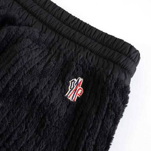 【95新】Moncler蒙口黑色抓绒裤子男士M码150425AI04  现售价：2000 商品图4