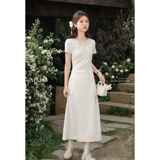 【65折秒杀】鹿向南「花信暖阳」法式米白色连衣裙夏新款设计感高级优雅长裙女L55219 商品图2