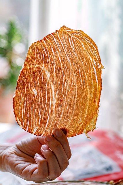 薄脆牛肉干，每一片都是大片，配料只有牛肉和盐，脆脆的，特别香，老人小孩也能随心吃👍 基地直邮 商品图0