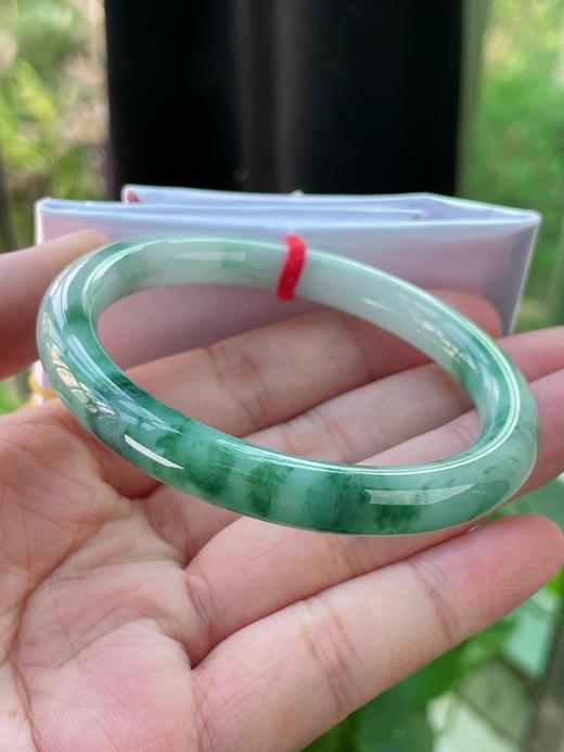 53圆条翡翠手镯 商品图4