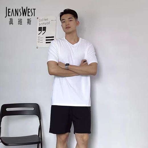 夏日运动健身必备【真维斯冰丝情侣款速干套装】手感柔滑 上身自带凉感 透气性好 纯色色系 商品图1