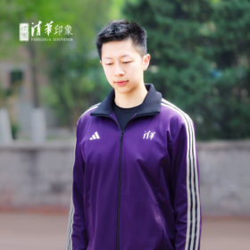 阿迪达斯联名运动外套