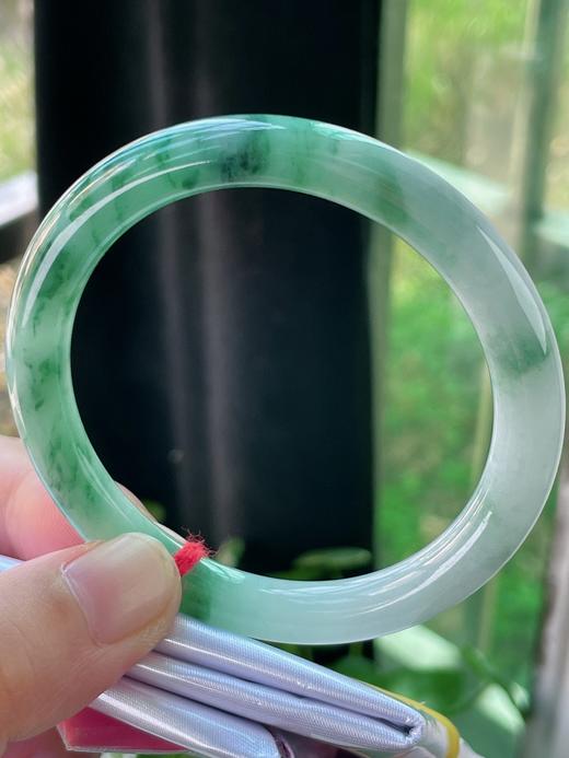 53圆条翡翠手镯 商品图2