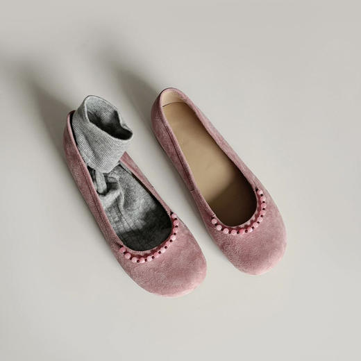 羊皮版复古浅口真皮小单鞋！2025新款女款一脚蹬圆头奶奶鞋串珠配裙子平底鞋！ 商品图2