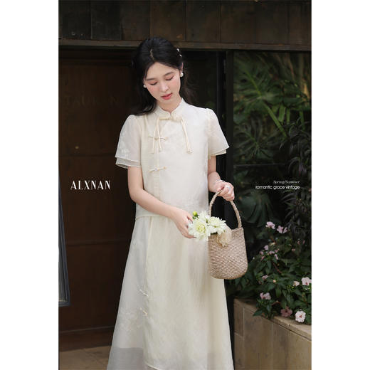 鹿向南「如梦令」杏色新中式短袖半身裙两件套女夏新温柔衬衫套装L55218+L55218BSQ 商品图2