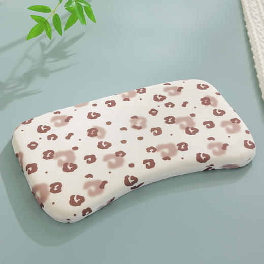 YOOE【2025新品记忆凉枕】]软软糯糯夏凉枕 凉感面料凉而不冰触感 儿童凉感枕慢回弹记忆棉 枕芯套可拆洗 商品图5