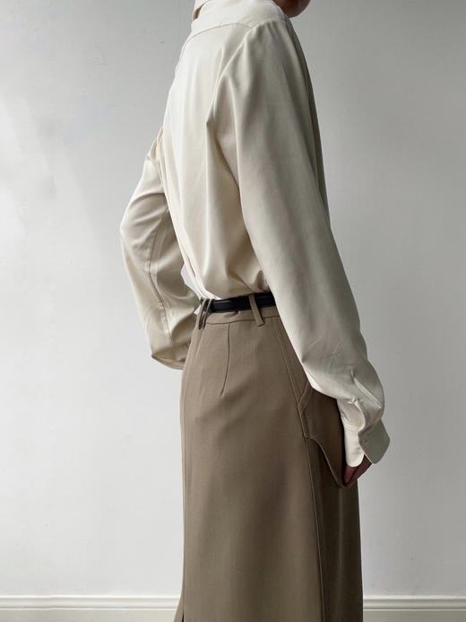 DONSEE10｜DS10AW2436 白色简约质感衬衫 商品图1