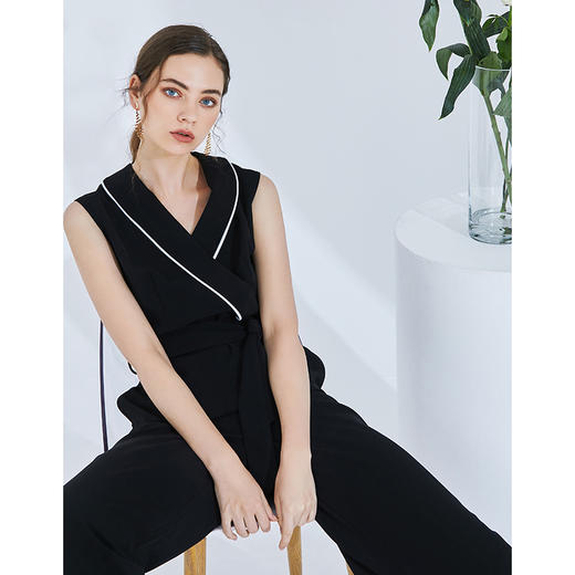 EITIE爱特爱女装春季白色线条拼接时尚V领无袖连体裤长裤5707436 商品图2