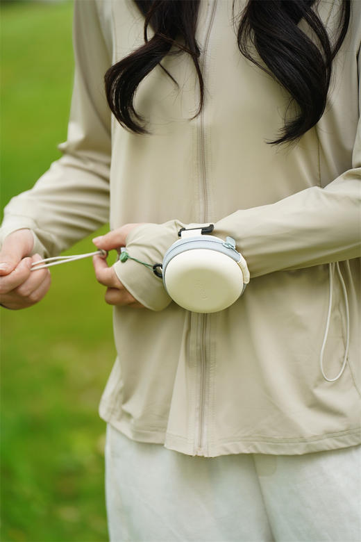 白L2 臣禾【抽绳连帽防晒衣】 休闲薄外套	JZ252010475 商品图3