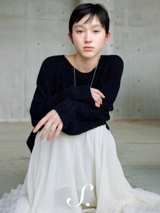 shyshystill/shy202412090/“糖粉栗子”宽松落肩袖圆领套头针织罩衫 商品图1