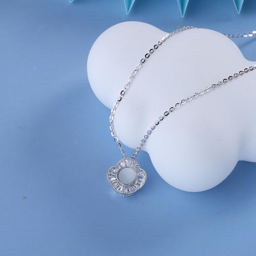 【宏艺珠宝】星轨四叶·银s925项链 商品图1