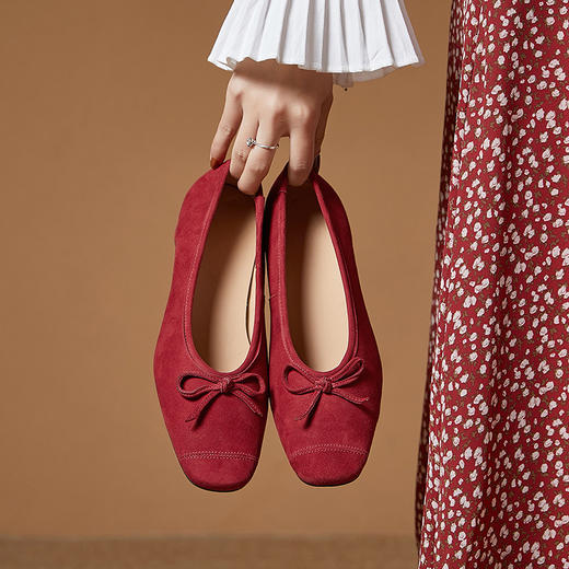 2025春夏新款粗跟浅口女鞋！蝴蝶结羊绒面时尚仙女绿色芭蕾舞鞋！ 商品图1