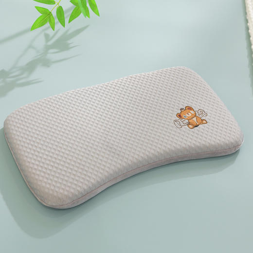 YOOE【2025新品记忆凉枕】]软软糯糯夏凉枕 凉感面料凉而不冰触感 儿童凉感枕慢回弹记忆棉 枕芯套可拆洗 商品图13