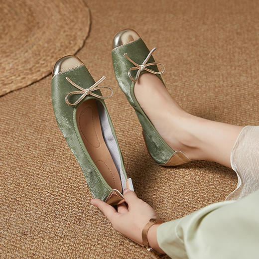 新中式芭蕾鞋2025上新蝴蝶结圆头平底单鞋女休闲中国风奶奶鞋！ 商品图3