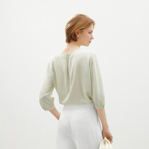 【商场同款】麦檬夏垂坠桑蚕丝百搭上衣5F4120671 商品图4